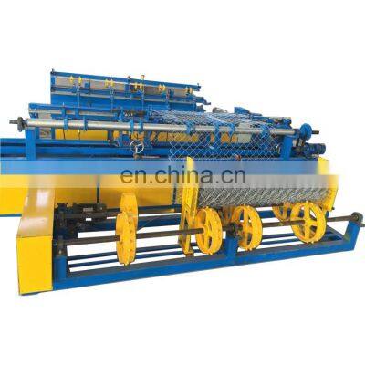 Automatic cyclone fence mesh machine / chain link fence mesh machine