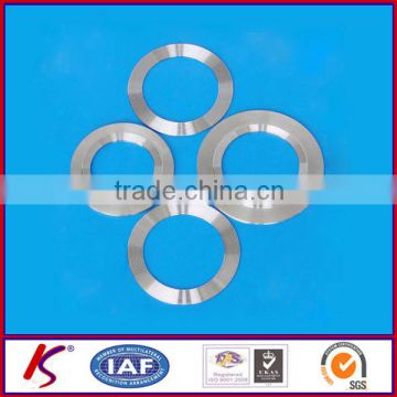 Serrated washers/gaskets