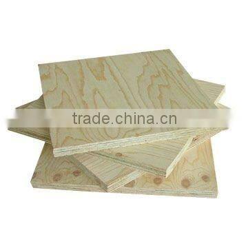 Pine veneer plywood