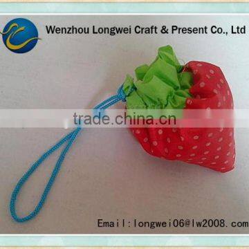 strawberry foldable plastic shopping bag/vegetable shopping trolley bag