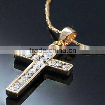 Fashion crystal cross 18k pendant necklace