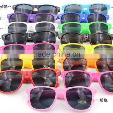 Men and Women Sun Glasses Anti UV Retro Sun Glasses Manufacturers Selling photo-6