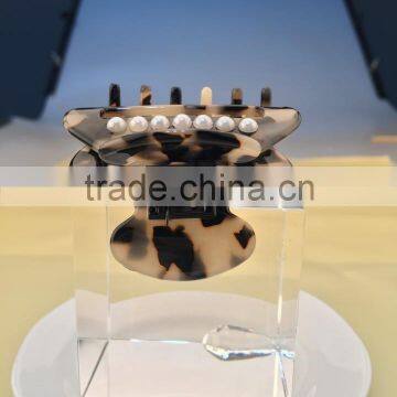 6 Teeth Handmade Pearl Decorative Hair Claw 2015 New Design Hollow Out Magic Clamps Chinese Suppliers for Fashion Claws photo-2