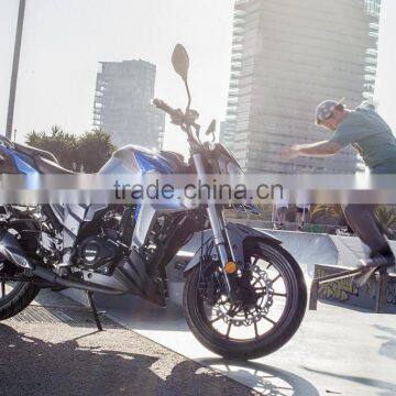 400 cc Motorcycle photo-5