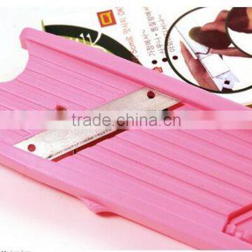 CY128 Built in Mirror Fruit Cucumber Slicer Cutter Facial Mask Tool Pink photo-4