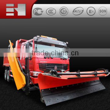 2014 new SINOTRUK HOWO tractor snow sweeper 336HP for sale