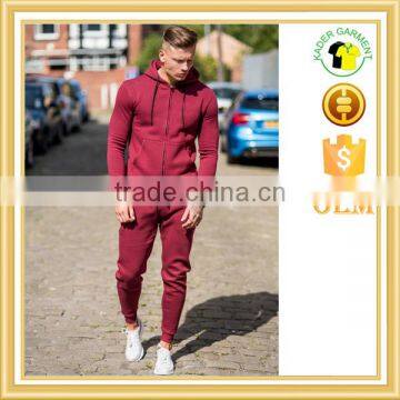 Wholesale tight fitted mens tracksuit custom gym tracksuit