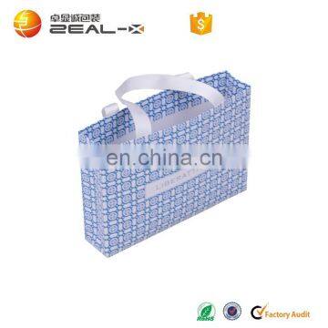 Promotional Display Bags Nice Printed Factory Price Gloss Lamination Carrier Bags photo-5