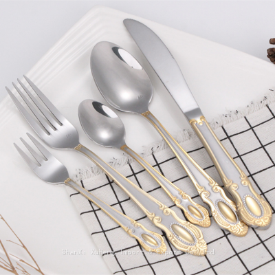Court Stainless Steel Golden Retro Royal Flatware Set Vintage Gold Plated Wedding Hotel Cutlery Silverware Set Court Stainless Steel Golden Retro Royal Flatware Set Vintage Gold Plated Wedding Hotel Cutlery Silverware Set photo-4