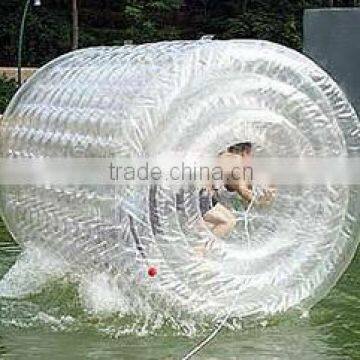 2013 New and cheap inflatable water roller for children