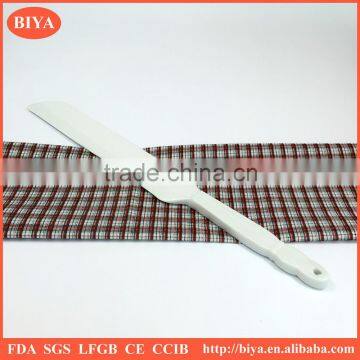 ceramic knife kitchen tool porcelain cake plate and pizza plate with handle ceramic cake spoon Cake cutting knife