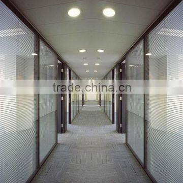 Aluminum blinds in double glazing for office decoration