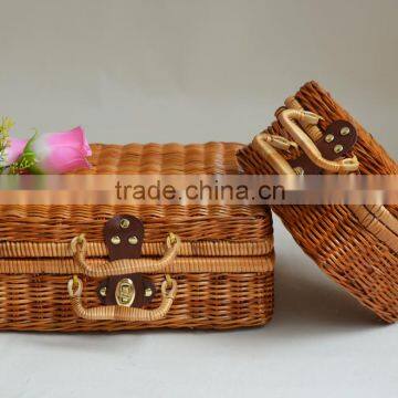 Natural fern core weaving case for home medicine and sundries