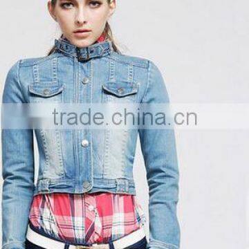 The new party's 18th Century European and American style stretch denim motorcycle jacket round neck long-sleeved denim jacket