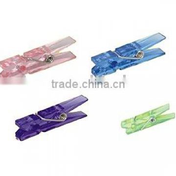 plastic clips