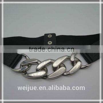 Elastic belt with chain and tetraena clasp