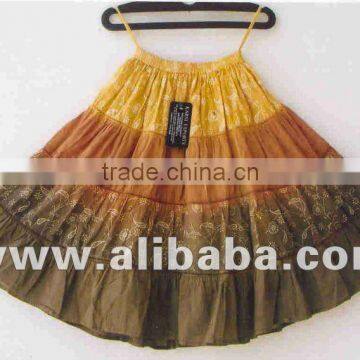 Women tie dye printed broom stick skirts wear / Ruffle pattern printed knee length skirts