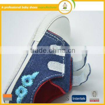 Fashion Lovely Style Baby Jeans Materail Embroider Shoe Kids Fashion Leisure Sports Shoes
