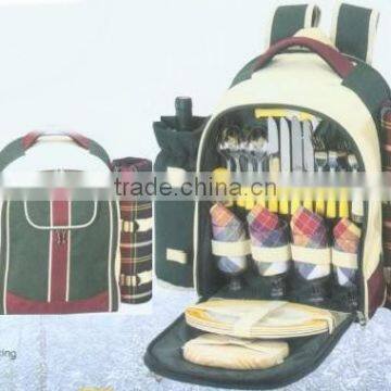 four-person picnic backpack