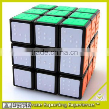 Pazzle cube, cube with braille raised