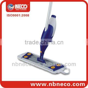 Spray flat mop