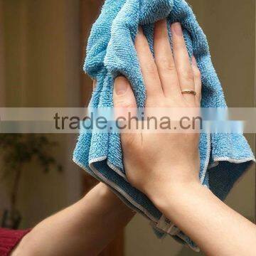 Super absorbent microfiber window cleaning cloth