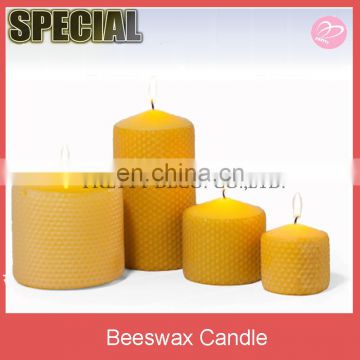 Beeswax wrap honey scented candle