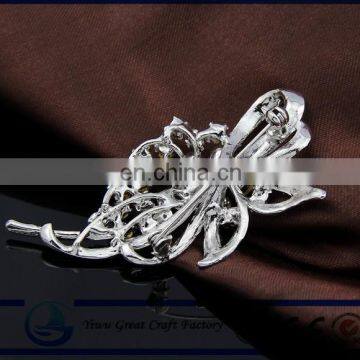Fashion Jewelry Bouquet With the Geometry of the Crystal Mosaic of the Brooch photo-2