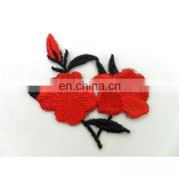 China manufacture custom design flower embroidery patch