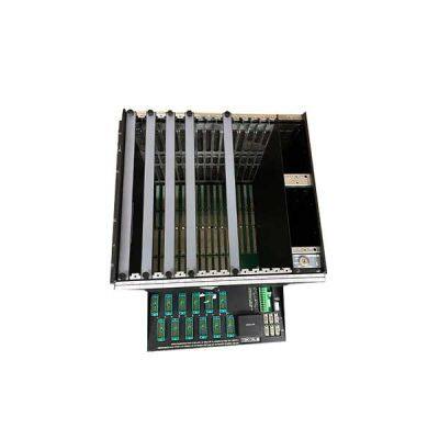 TRICON 8111 Chasis principal de alta densidad   Guía técnica del producto para sistemas Tricon V10