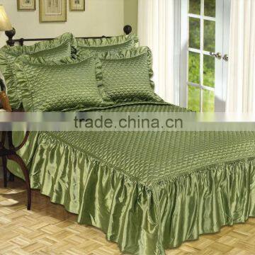 china latest design satin bed cover