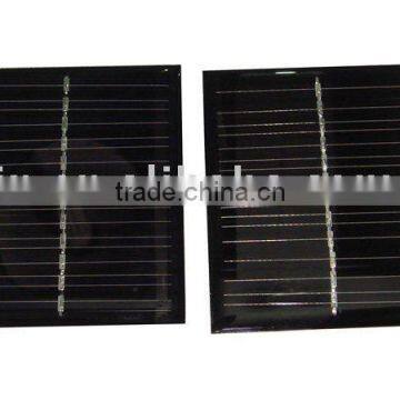 Epoxy-resin encapsulated solar panel