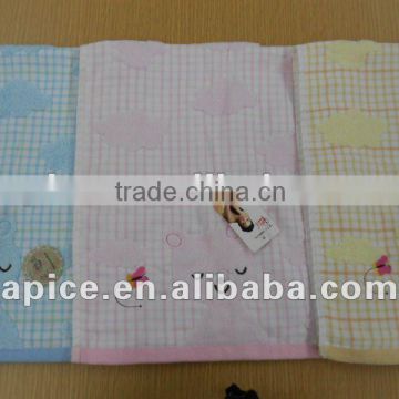 baby use yarn dyed jacquard towel 100% cotton