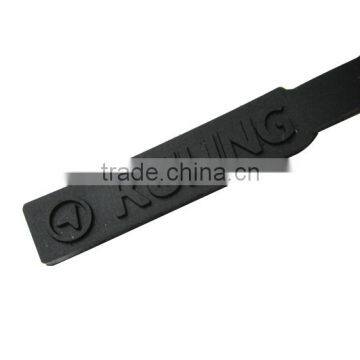 Solf Rubber Puller With Self Adhesive Hook and Loop for Garment photo-2