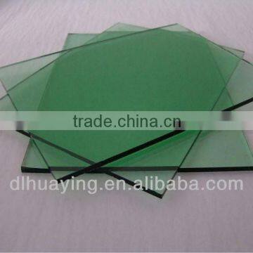 Tinted glass for auto windscreen