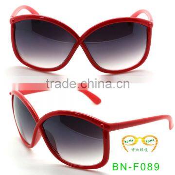 Classic Elegant Sunglass Fashion Women's sunglass