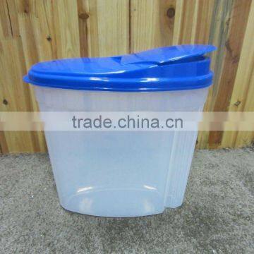 plastic 4.5L pet food Storage container