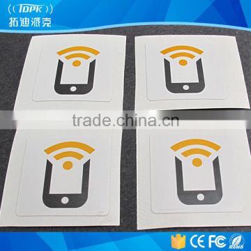 practical smart uhf rfid label for imformation exchange