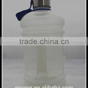Chinese Cheap 2.2 Liter Drinking Water Plastic Bottle With Lids,Glows in the Dark Plastic Water Bottle photo-3