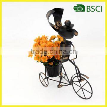 Popular rustic garden dog flower pot with bicycle