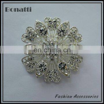 fancy flower shaped rhinestone brooch