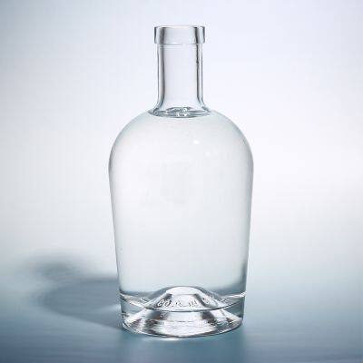China Manufacturer Factory Price Empty 200ml 500ml 700ml 750ml Water Liquor Vodka Whiskey Selling Empty Glass Bottles