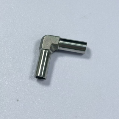 Precision CNC-Machined Weld Elbow for Hydraulic System Integration