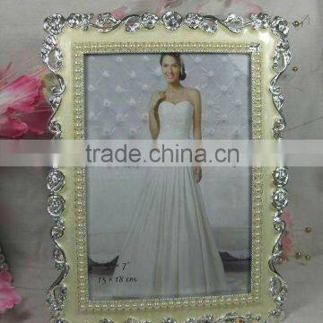 2013 fashion custom cheap metal spiritual photo frame