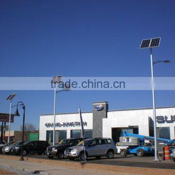 Cost-effective auto-sensing garden lights solar