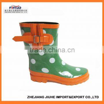 2014 Fashion women's rubber half rain boots with dot pattern