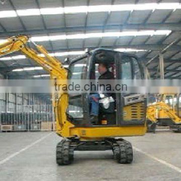 1.8ton crawler excavator with Japan Yanmar engine,hammer,tilt bucket,canopy or cabin