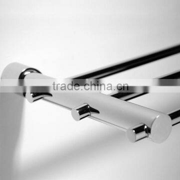 single chromed bath towel rack