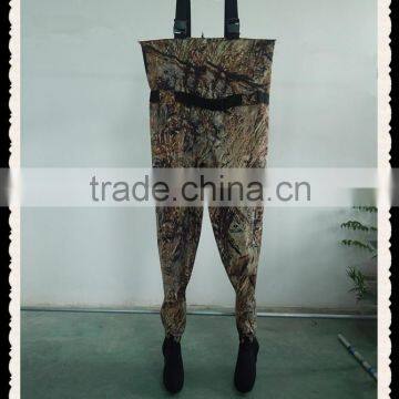 camouflage breathable fishing wader