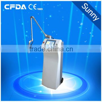 Eye Wrinkle / Bag Removal Professional 0.1-2.6mm Portable High Quality Fractional CO2 Laser Machine 1ms-5000ms